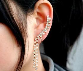 Gorgeous double row svarovski crystal ear line