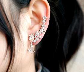 Gorgeous fancy svarovski crystal ear line